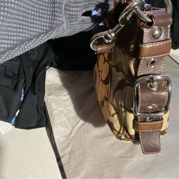 Vintage Pristine Coach Leather Monogram Silver/Chrome zipper buckles - Picture 8 of 14